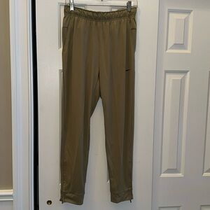 Nike Men’s joggers